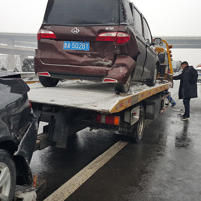 汽車搭電與清障服務詳解 應急指南與專業幫助